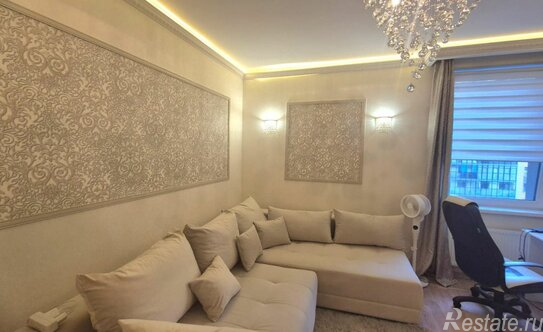 Продажа 2-комн квартиры на вторичном рынке Адмирала Черокова ул,  д. 18,  к. 1