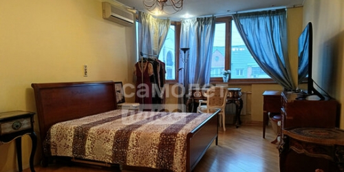 4-комн квартира Зоологическая улица,  д. 22