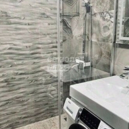 Продажа 2-комн квартиры на вторичном рынке улица Генерала Тюленева,  д. 13