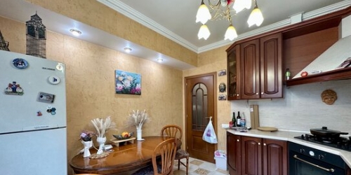 6-комн квартира ул Черняховского,  д. 13/1