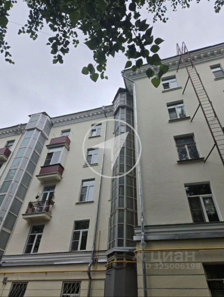 Продажа 2-комн квартиры на вторичном рынке Семеновская набережная, 3/1К2