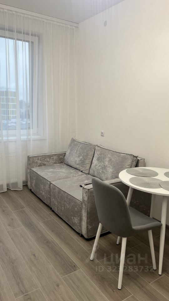 Аренда 1-комн квартиры на вторичном рынке улица Маршала Захарова, 8