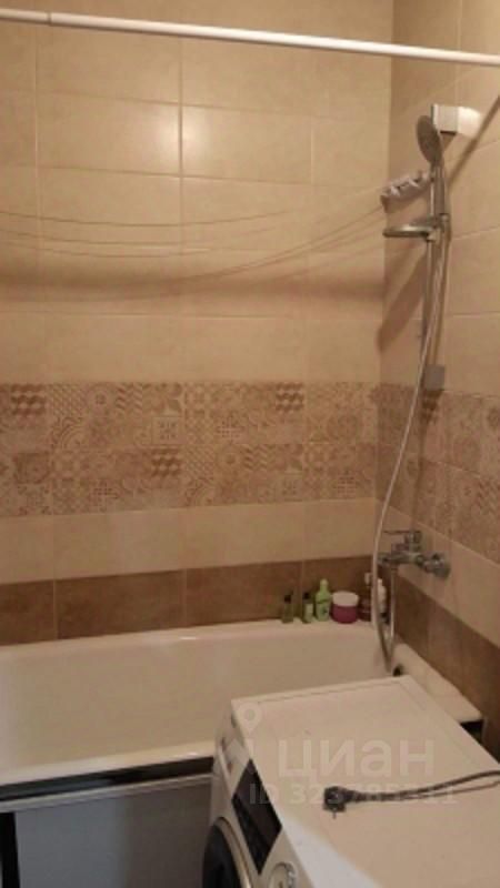 Продажа 1-комн квартиры на вторичном рынке Сабурово пгт, улица Рождественская, 5