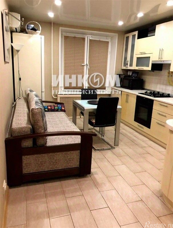 Продажа 1-комн квартиры на вторичном рынке Ярославская улица,  д. 9