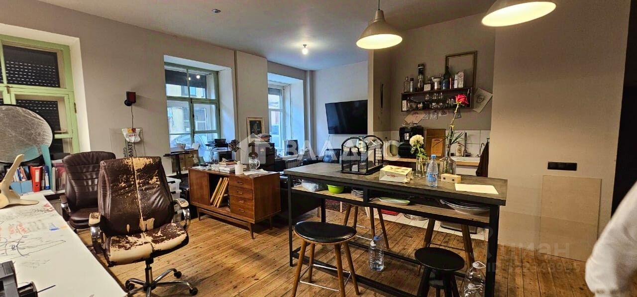 Продажа 3-комн квартиры на вторичном рынке проспект Большой Петроградской стороны, 90