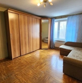 Продажа 1-комн квартиры на вторичном рынке ул Стрелецкая,  д. 10