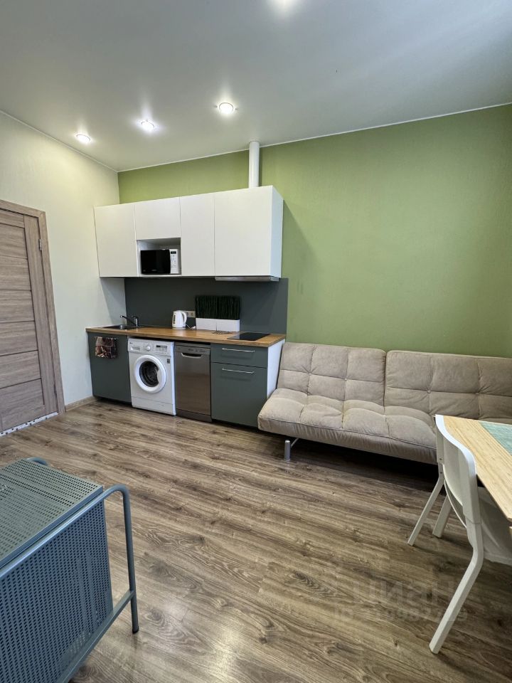 Продажа 3-комн квартиры на вторичном рынке Невский проспект, 156Б