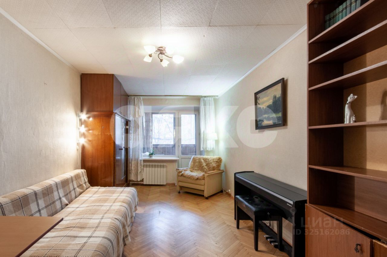 Продажа 1-комн квартиры на вторичном рынке Химки, улица Кирова, 14