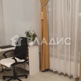 Продажа 2-комн квартиры на вторичном рынке пр-кт Куприна,  д. 40,  к. 2