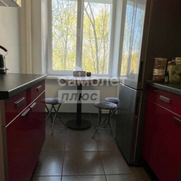 Продажа 2-комн квартиры на вторичном рынке Черноморский б-р,  д. 7,  к. 2