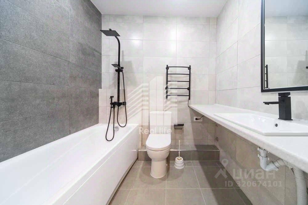 Продажа 1-комн квартиры на вторичном рынке с. Домодедово, улица Современников, 4