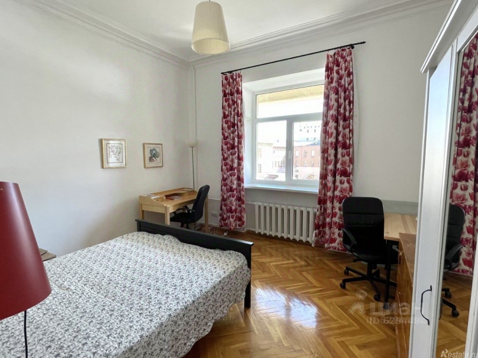 Продажа 3-комн квартиры на вторичном рынке Глинищевский переулок,  д. 5/7