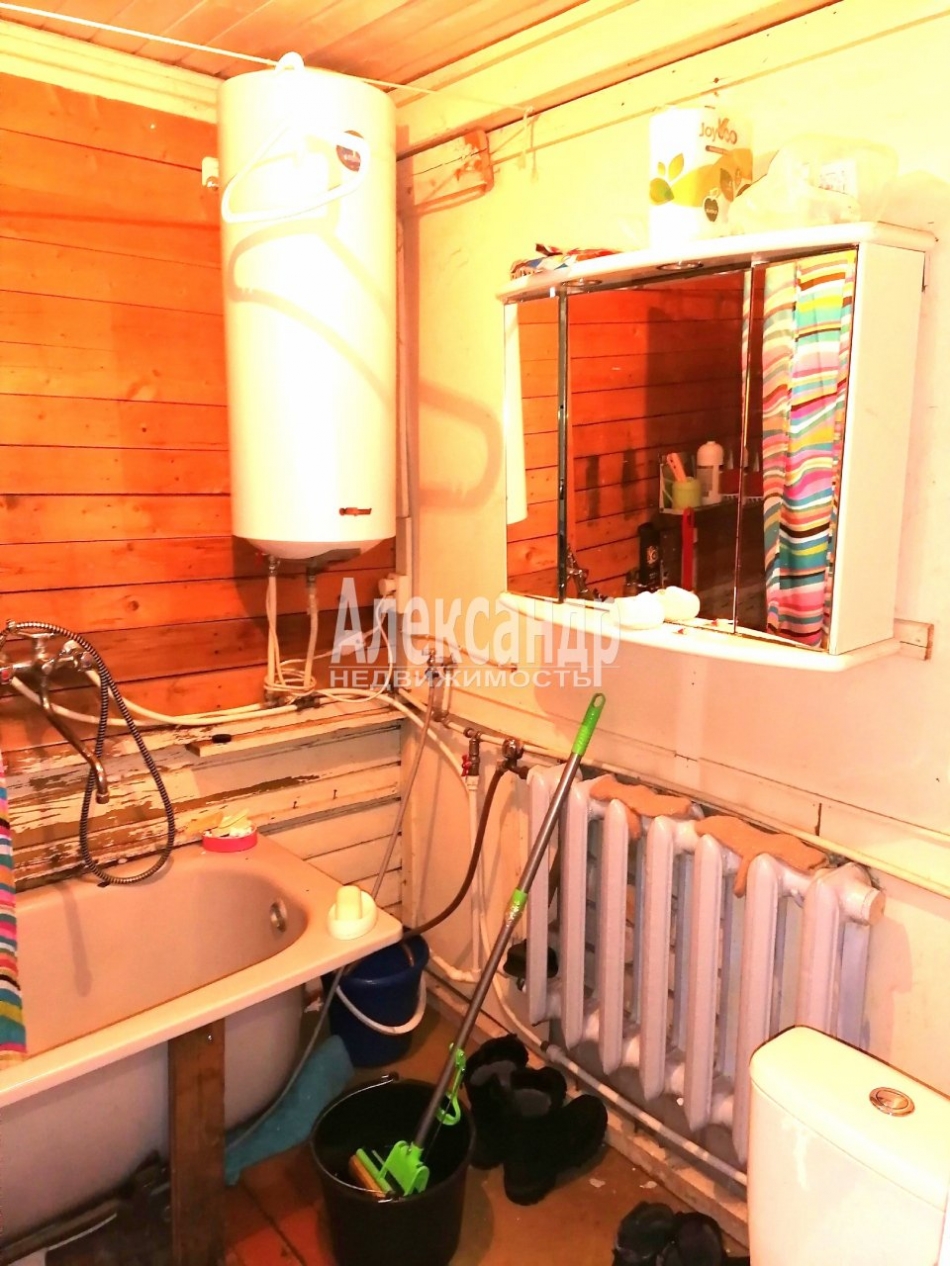 Продажа 2-комн квартиры на вторичном рынке Сосново пос., Молодежная ул. ,  д. 6