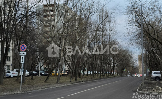 Продажа 1-комн квартиры на вторичном рынке Студёный проезд,  д. 19