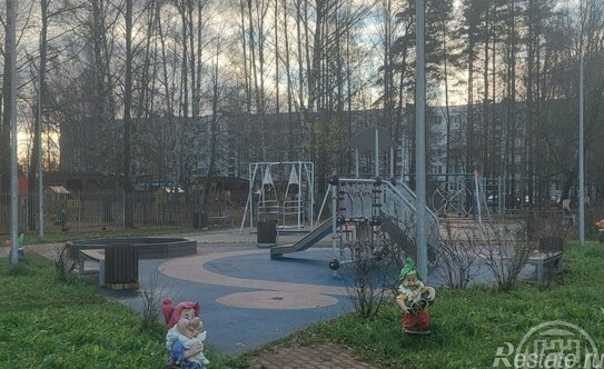 Продажа 3-комн квартиры на вторичном рынке Торфяное, 41К-508