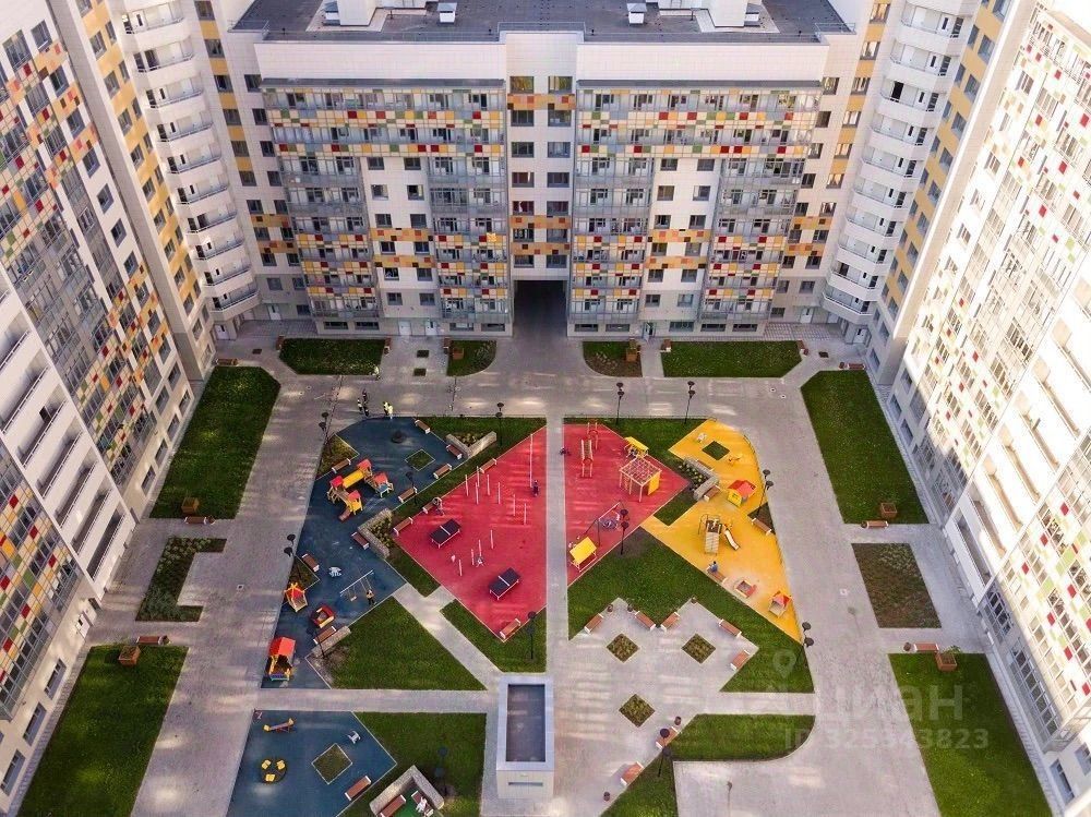 Продажа 2-комн квартиры на вторичном рынке улица Среднерогатская, 13к1