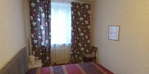 2-комн квартира улица Касаткина,  д. 21