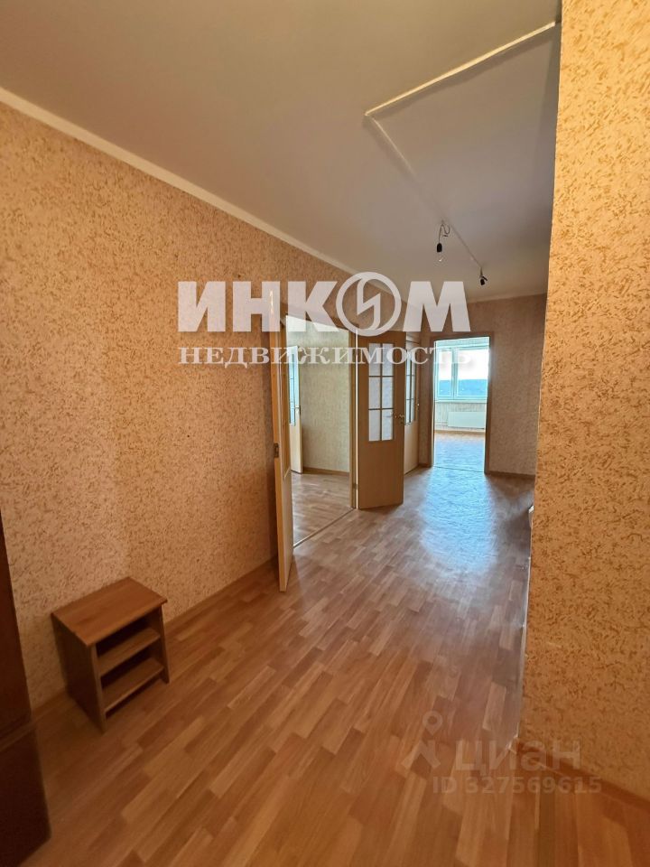 Продажа 3-комн квартиры на вторичном рынке Камчатская улица, 4к2