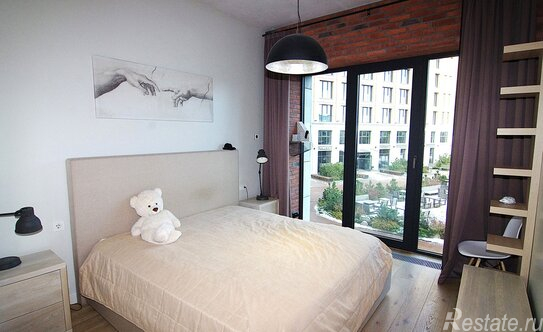 Продажа 1-комн квартиры на вторичном рынке наб Макарова,  д. 60