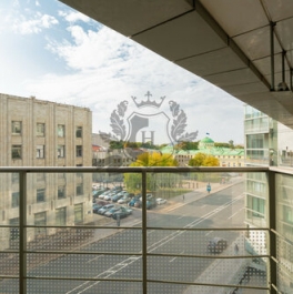 Аренда 3-комн квартиры на вторичном рынке ул Шпалерная,  д. 60