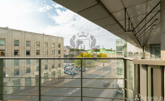 Аренда 3-комн квартиры на вторичном рынке ул Шпалерная,  д. 60