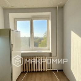 Продажа 1-комн квартиры на вторичном рынке Витебский пр-кт,  д. 83