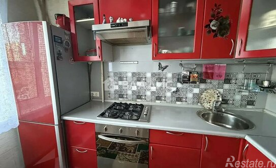 Продажа 3-комн квартиры на вторичном рынке Коломна, Болотный переулок,  д. 8