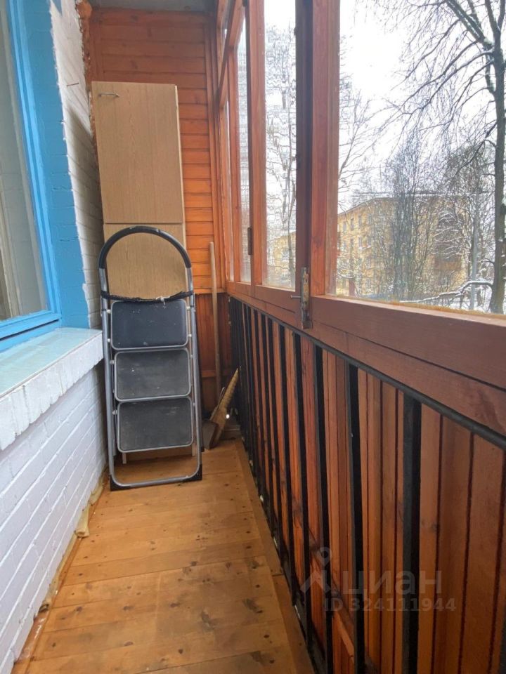 Продажа 1-комн квартиры на вторичном рынке Красное Село, улица Лермонтова, 12к2