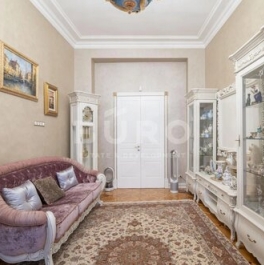 Продажа 6-комн квартиры на вторичном рынке Тверская улица,  д. 9