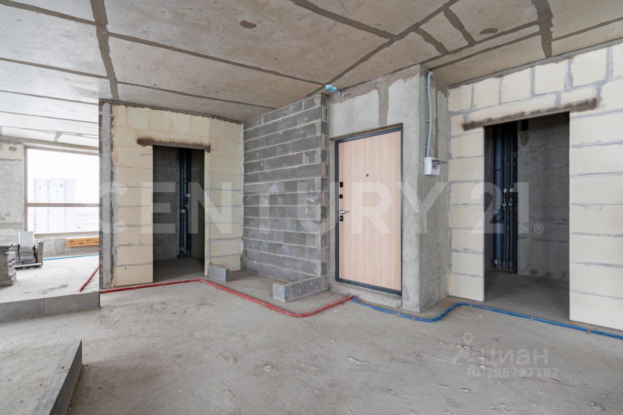 Продажа 3-комн квартиры на вторичном рынке улица Челюскина, 8