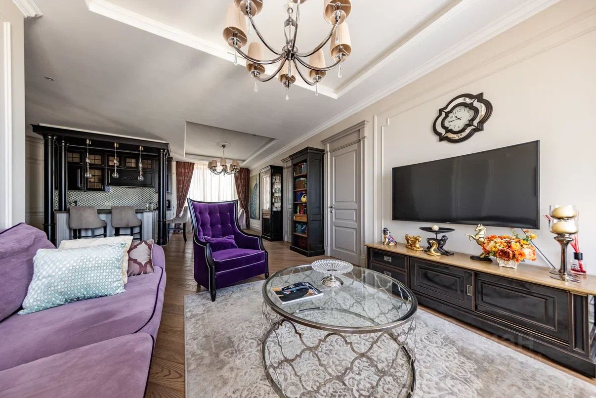 Продажа 4-комн квартиры на вторичном рынке улица Саляма Адиля, 2к1