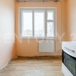 Продажа 2-комн квартиры на вторичном рынке Богатырский пр-кт,  д. 7 к2