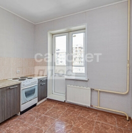 Продажа 1-комн квартиры на вторичном рынке Зенино, Вертолётная улица,  д. 18