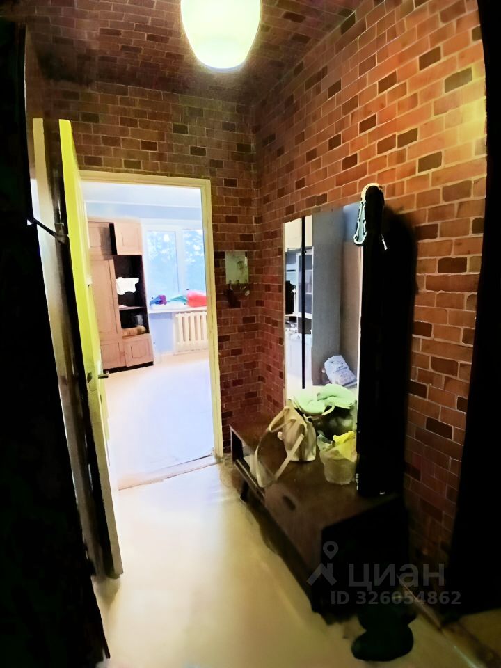 Продажа 1-комн квартиры на вторичном рынке Подпорожье, Свирская улица, 82