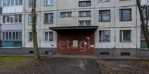 4-комн квартира Искровский пр-кт,  д. 10,  к. 2