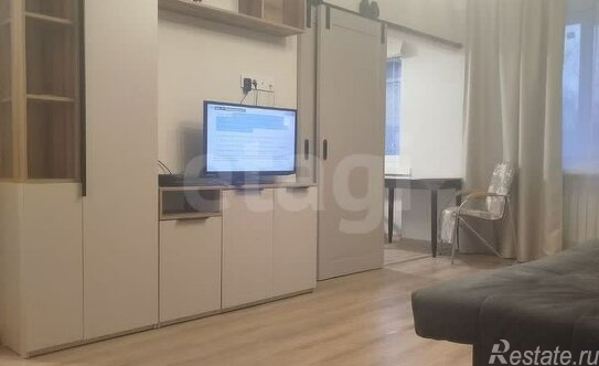 Продажа 3-комн квартиры на вторичном рынке Омская улица,  д. 4