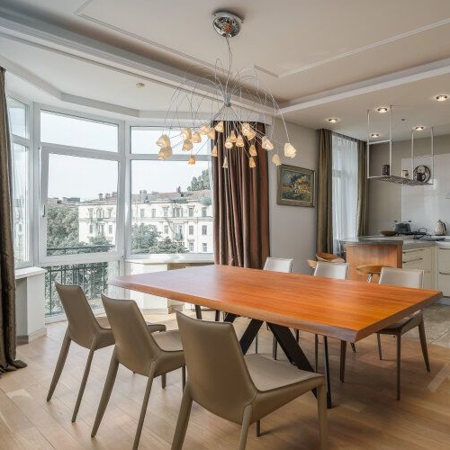 2-комн квартира Ждановская набережная, 10