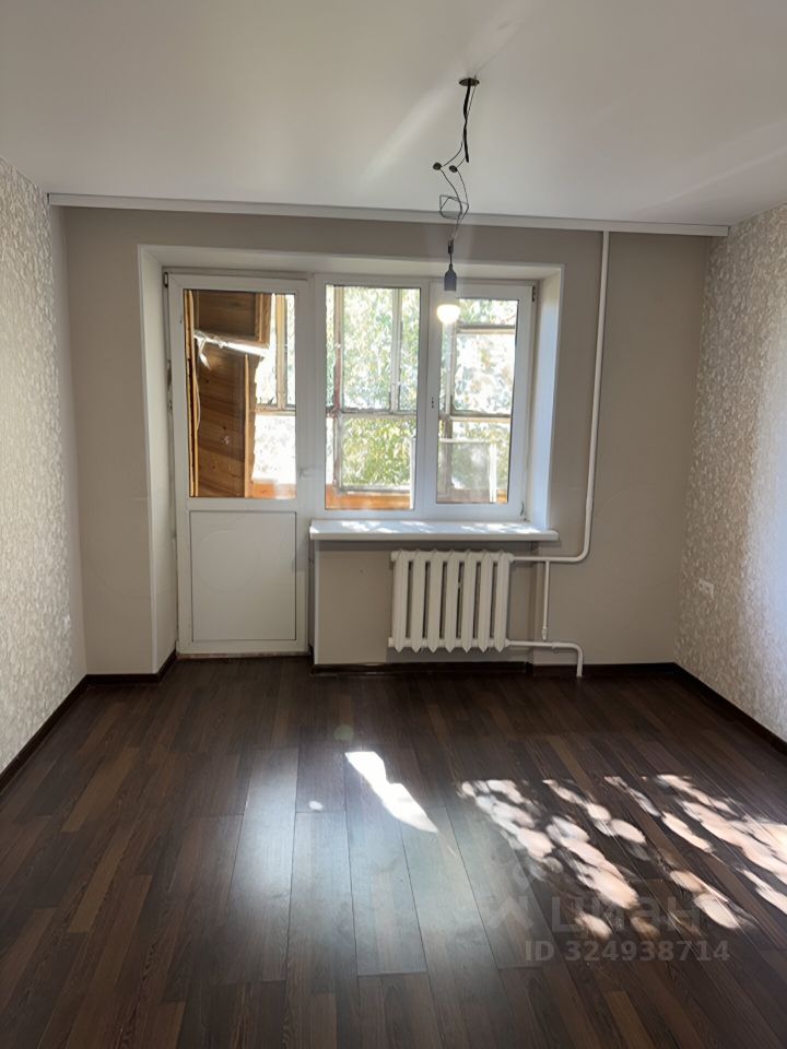 Продажа 3-комн квартиры на вторичном рынке пос. Новые Дома, 4