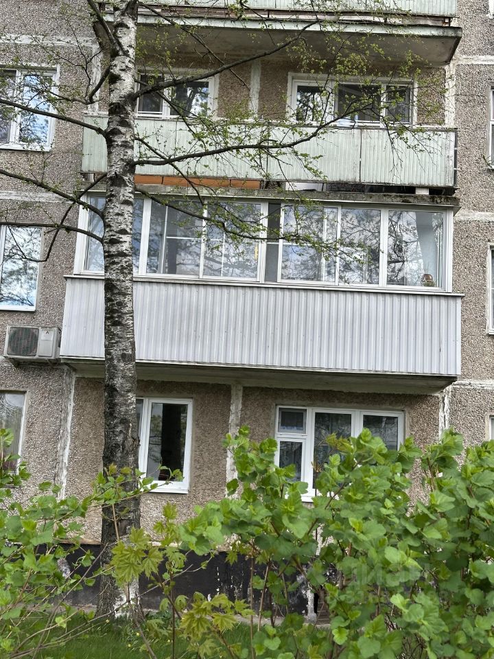 Продажа 1-комн квартиры на вторичном рынке Апрелевка, улица Комсомольская, 8