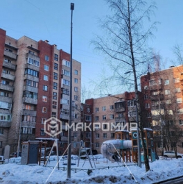 Продажа 2-комн квартиры на вторичном рынке Петергоф г, Шахматова ул,  д. 6 к1