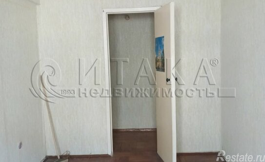 Продажа 2-комн квартиры на вторичном рынке Гранитная улица,  д. 38