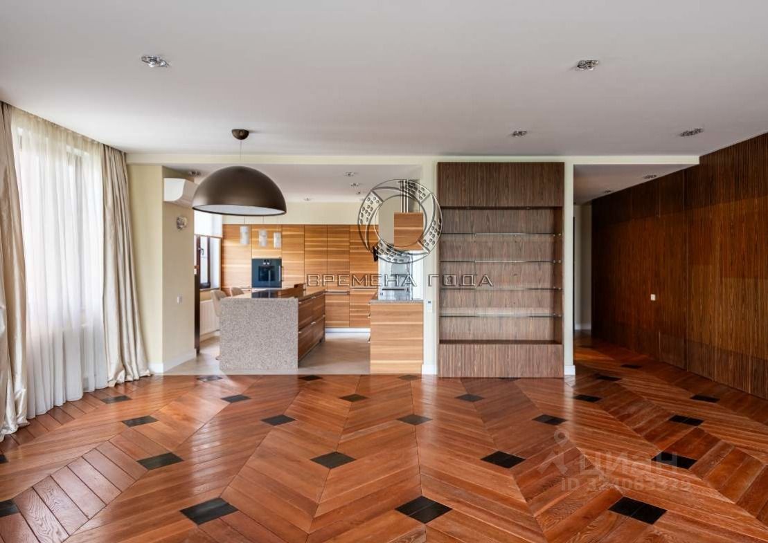 Продажа 5-комн квартиры на вторичном рынке улица Фотиевой,  д. 6к1