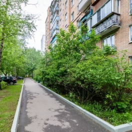 Продажа 3-комн квартиры на вторичном рынке Химки, Лавочкина ул,  д. 2