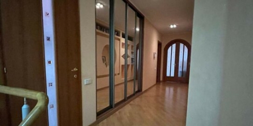 4-комн квартира Живописная улица,  д. 2