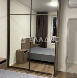 Продажа 3-комн квартиры на вторичном рынке Красноказарменная улица,  д. 14А к6