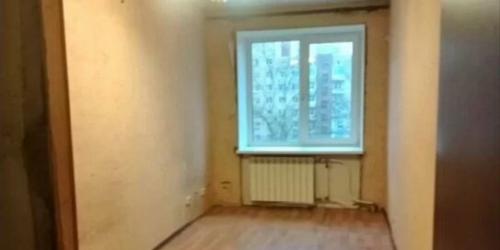 4-комн квартира Стачек пр-кт,  д. 160