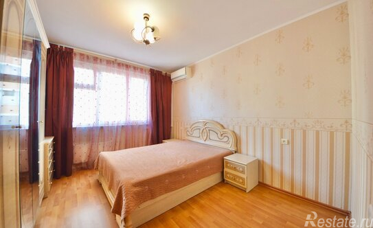 Продажа 4-комн квартиры на вторичном рынке ул Саморы Машела,  д. 8,  к. 1