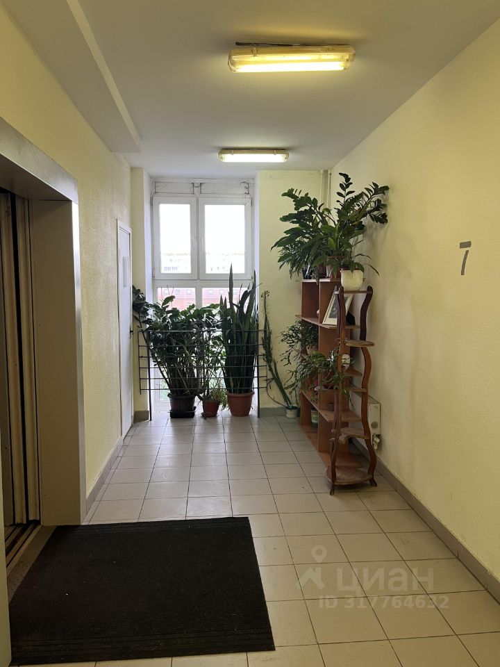 Аренда 2-комн квартиры на вторичном рынке Люсиновская улица, 37