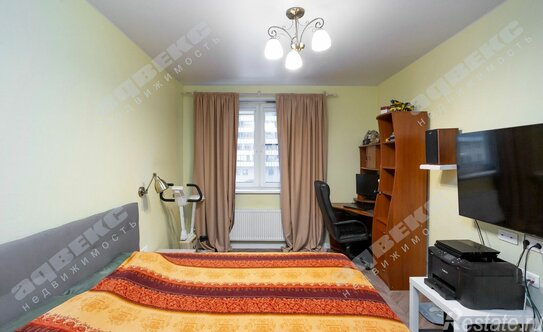 Продажа 2-комн квартиры на вторичном рынке проспект Королёва,  д. 59 к2