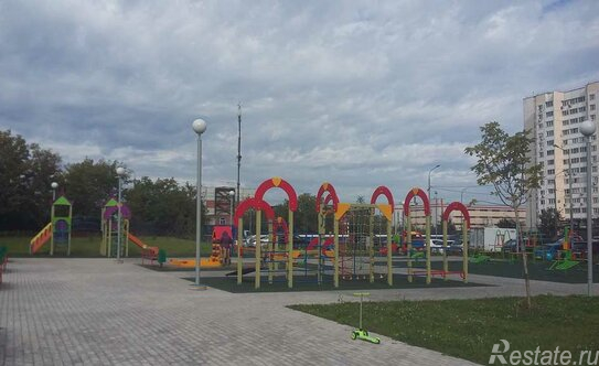 Продажа 2-комн квартиры на вторичном рынке Очаковская Б. ул,  д. 44 к1